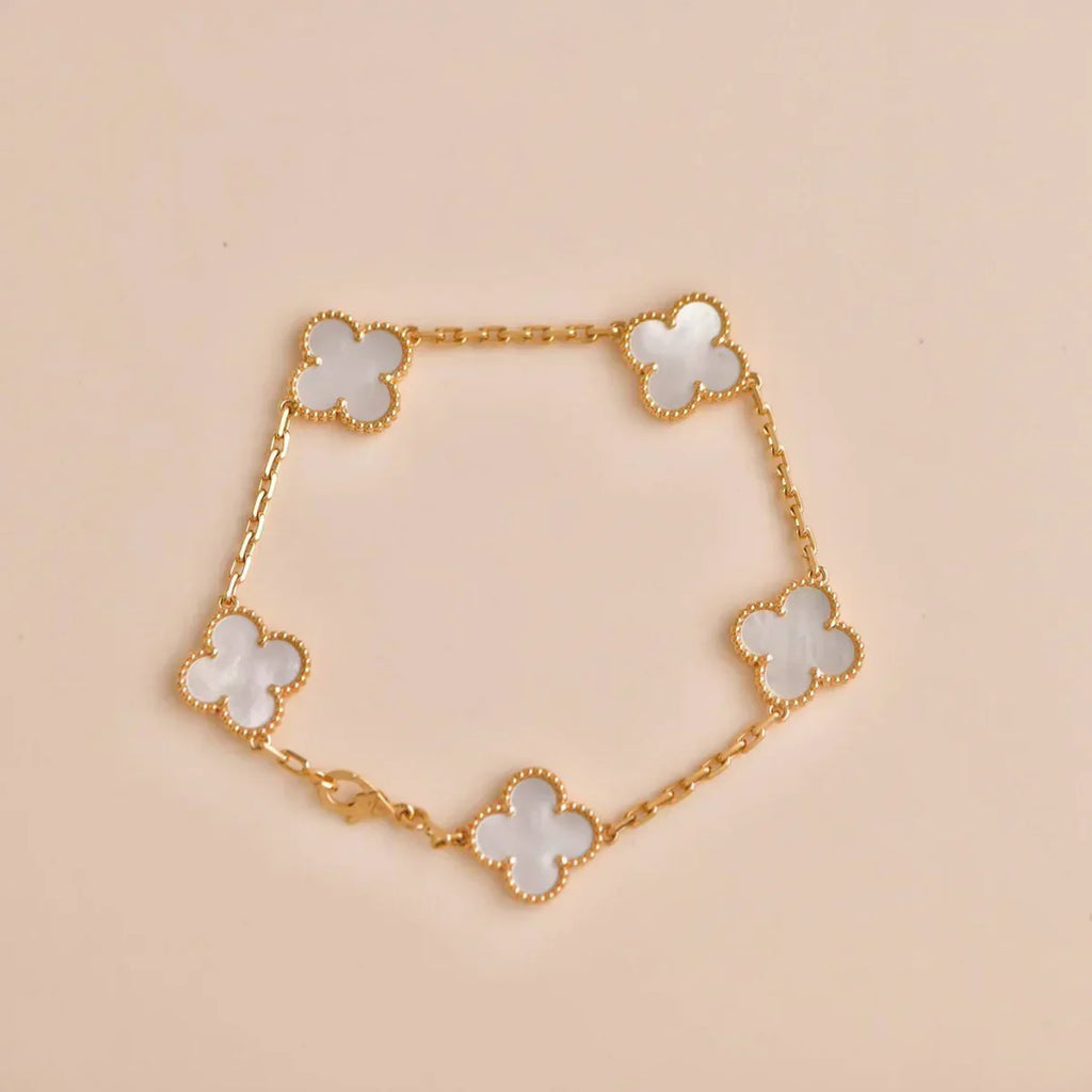 [⭐Shinejoy]CLOVER WHITE PEARL MOP 5 MOTIF BRACELET COLLECTION
