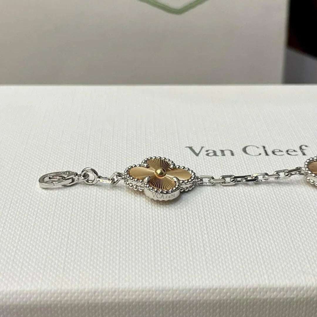[⭐Shinejoy] CLOVER 5 MOTIF LASER BRACELET COLLECTION
