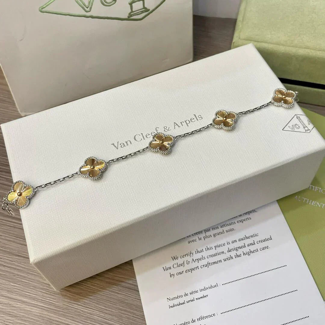 [⭐Shinejoy] CLOVER 5 MOTIF LASER BRACELET COLLECTION