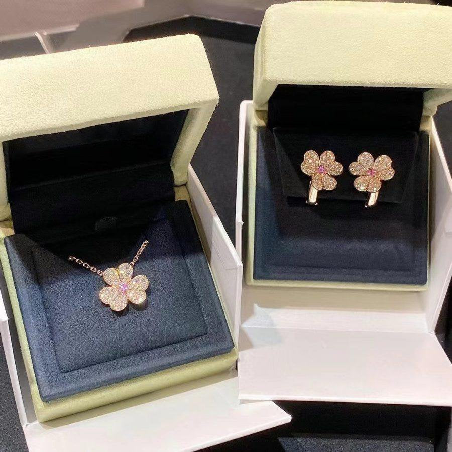 [Marin]BOUCLES D'OREILLES FLEUR FRIVOLE EN OR ROSE ET DIAMANTS