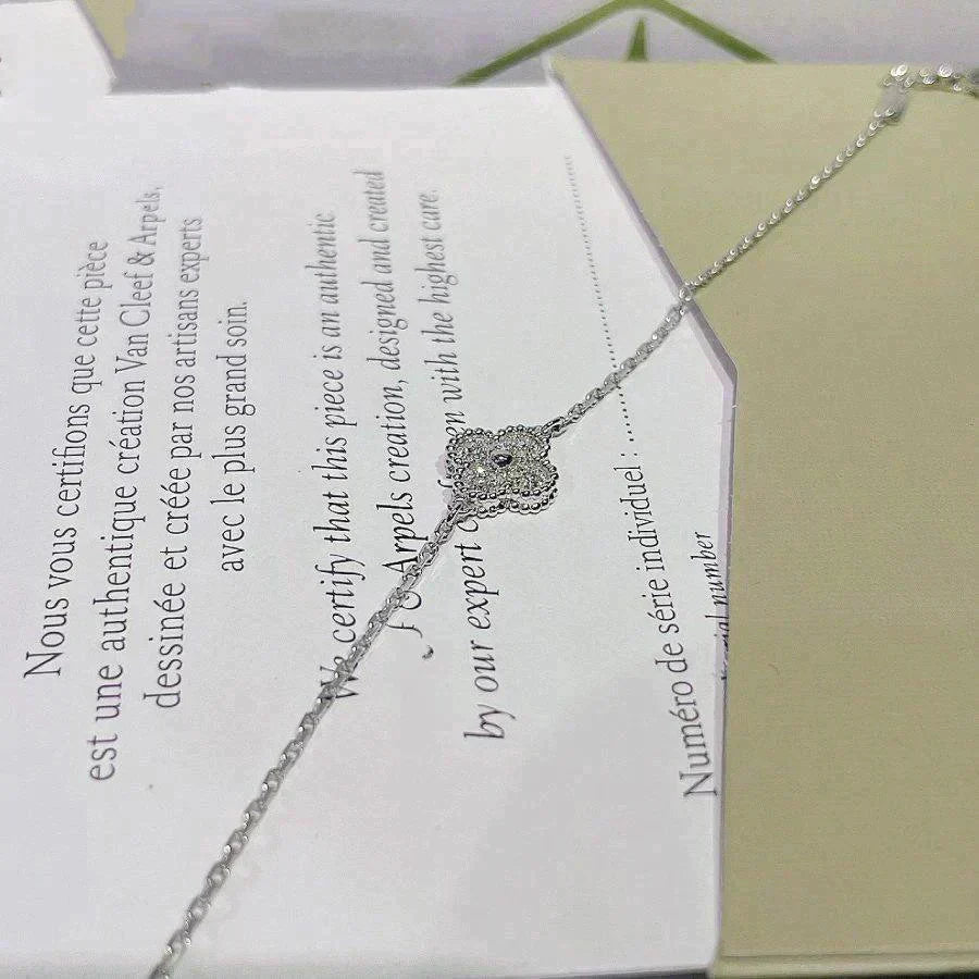 [Marin-Jewelry]CLOVER  SINGLE FLOWER BRACELET SILVER