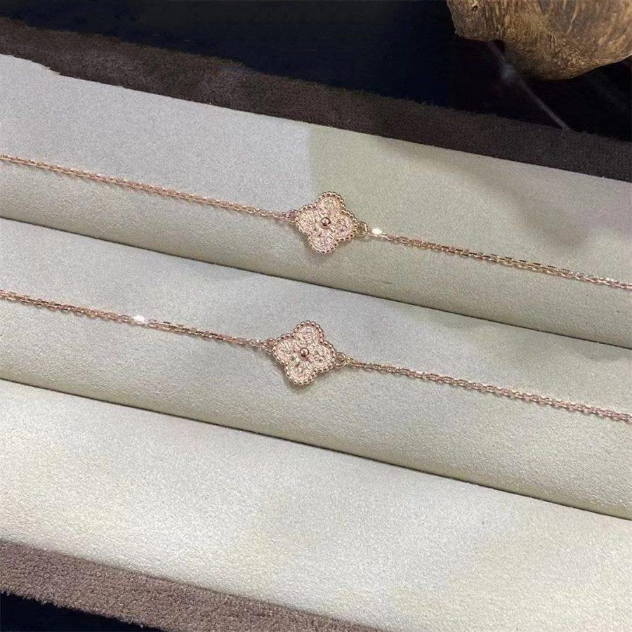 [Marin]CLOVER SINGLE FLOWER BRACELET