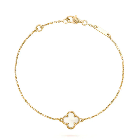[Marin]CLOVER WHITE MOP SINGLE FLOWER BRACELET