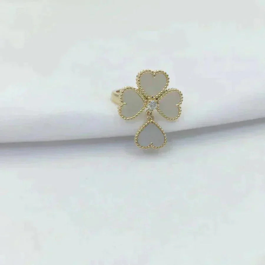[Marin]SWEET CLOVER WHITE MOP RING