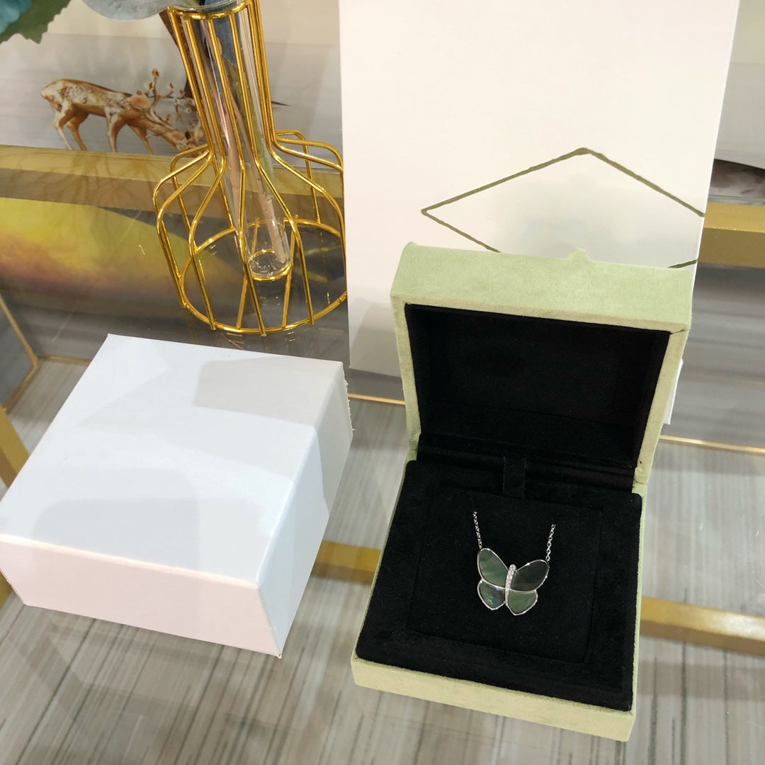 [Marin-Jewelry]ラージバタフライシルバーペンダントダイヤモンドネックレス