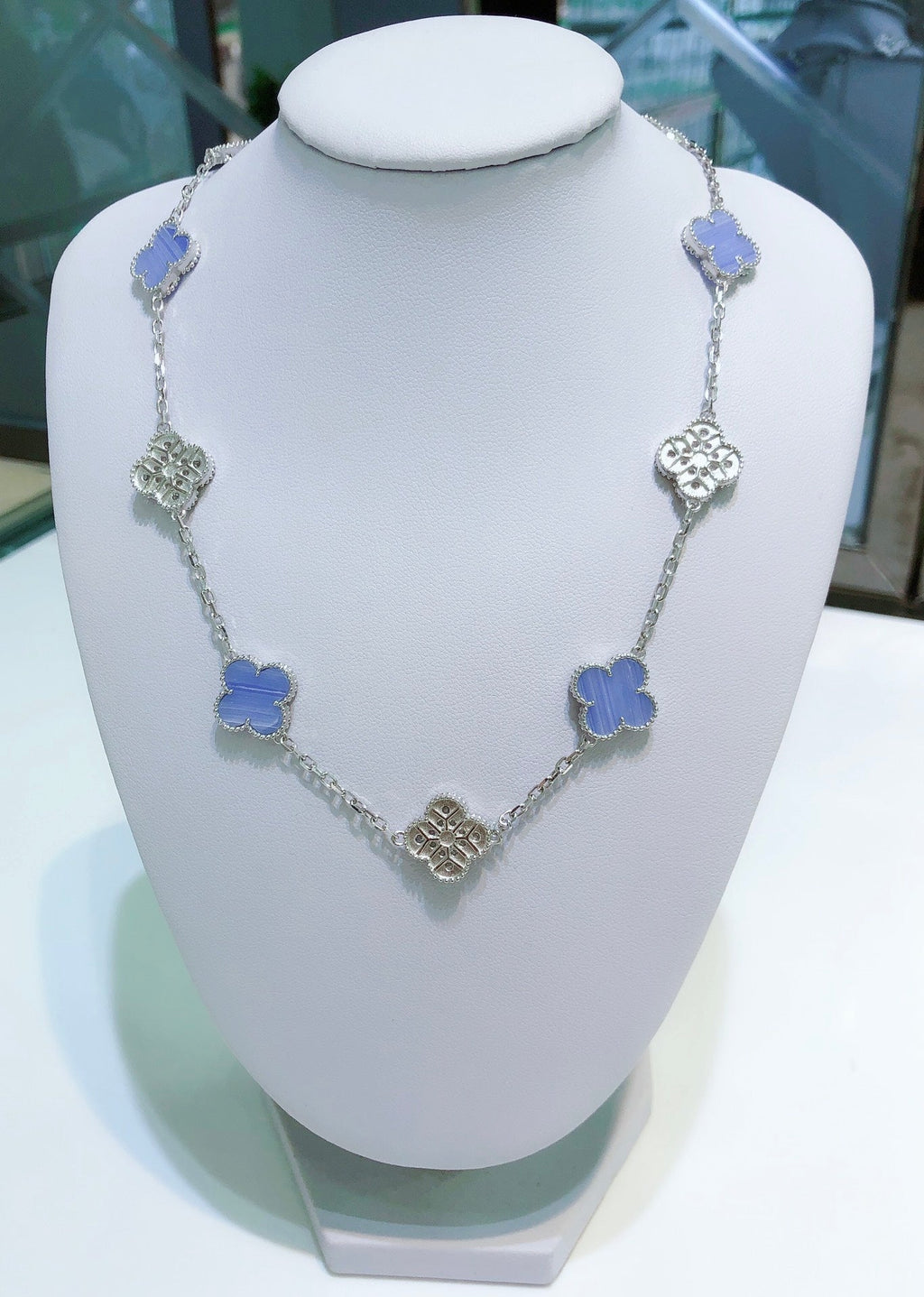 [Marin]CLOVER 10 MOTIFS CHALCEDONY DIAMONDS SILVER NECKLACE