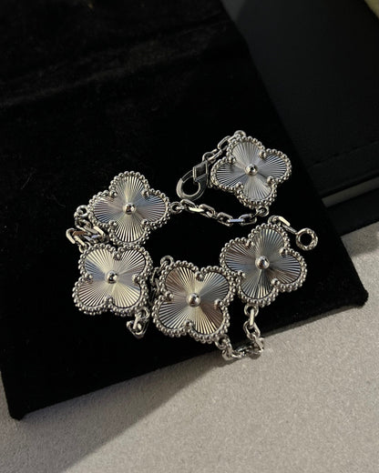 [Marin-Jewelry] CLOVER 5 MOTIF LASER BRACELET COLLECTION